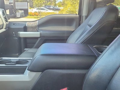 2017 Ford Super Duty F-250 SRW Lariat