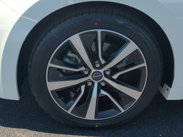 2023 Nissan Maxima SV