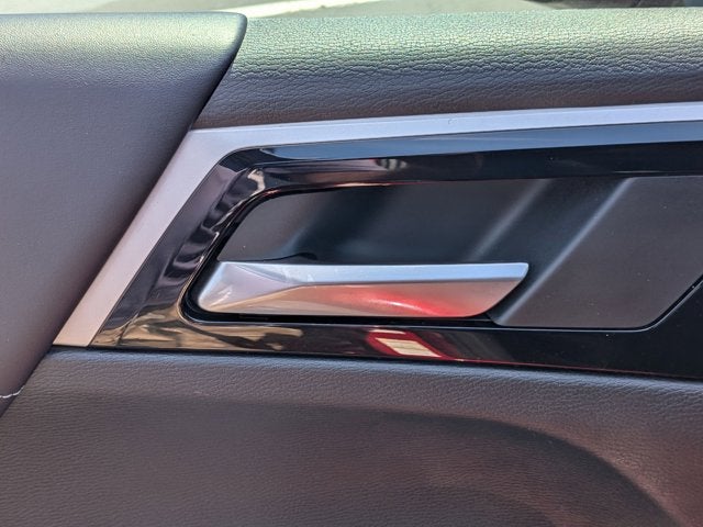 2023 Mitsubishi Outlander PHEV SE