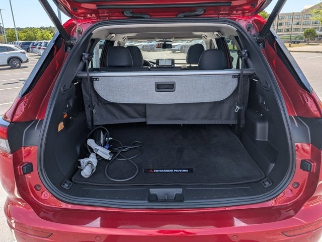 2023 Mitsubishi Outlander PHEV SE