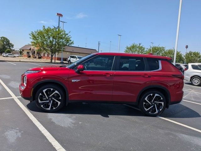 2023 Mitsubishi Outlander PHEV SE
