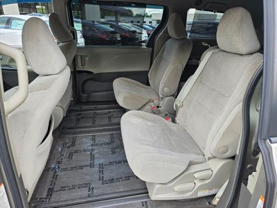 2015 Toyota Sienna LE AAS