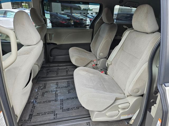 2015 Toyota Sienna LE AAS