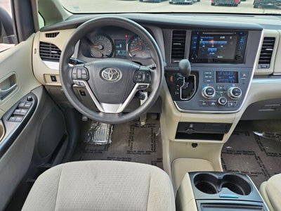 2015 Toyota Sienna LE AAS