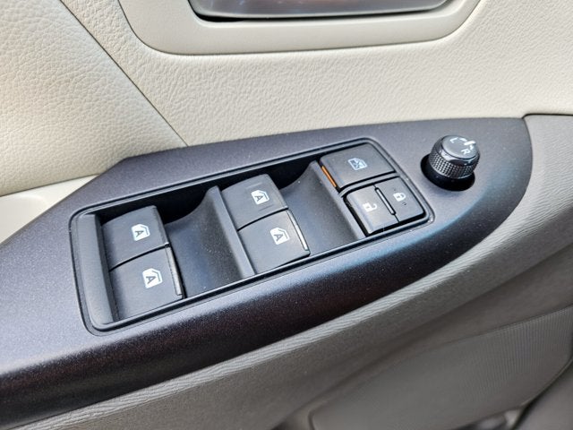 2015 Toyota Sienna LE AAS