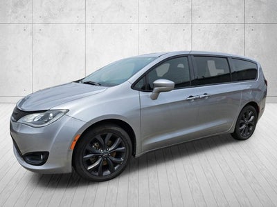 2019 Chrysler Pacifica Touring Plus