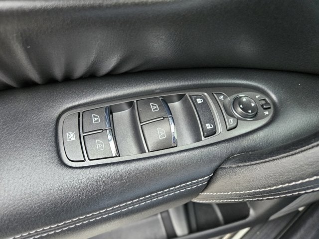 2017 Nissan Armada SL