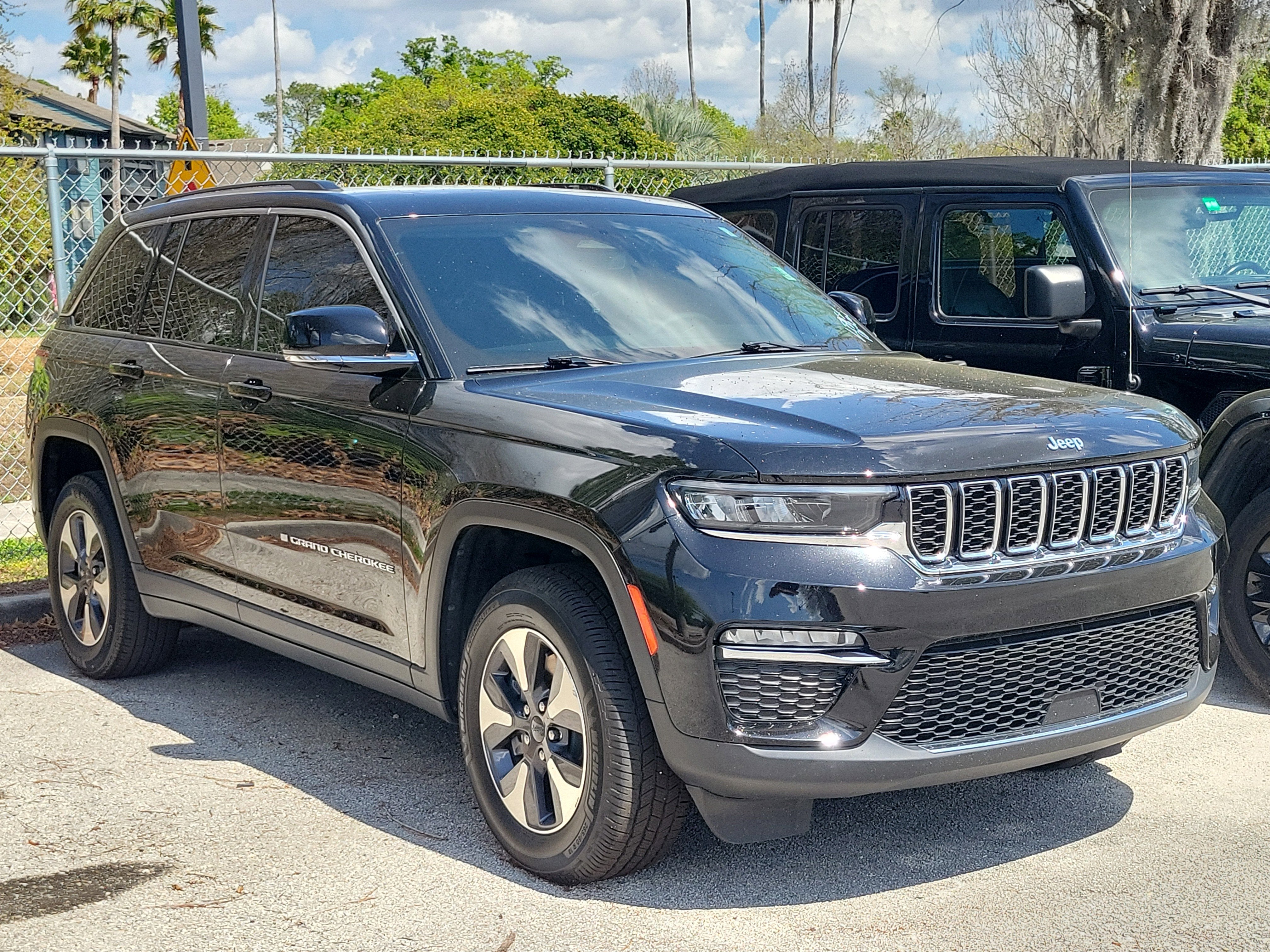 2022 Jeep Grand Cherokee 4xe 4x4
