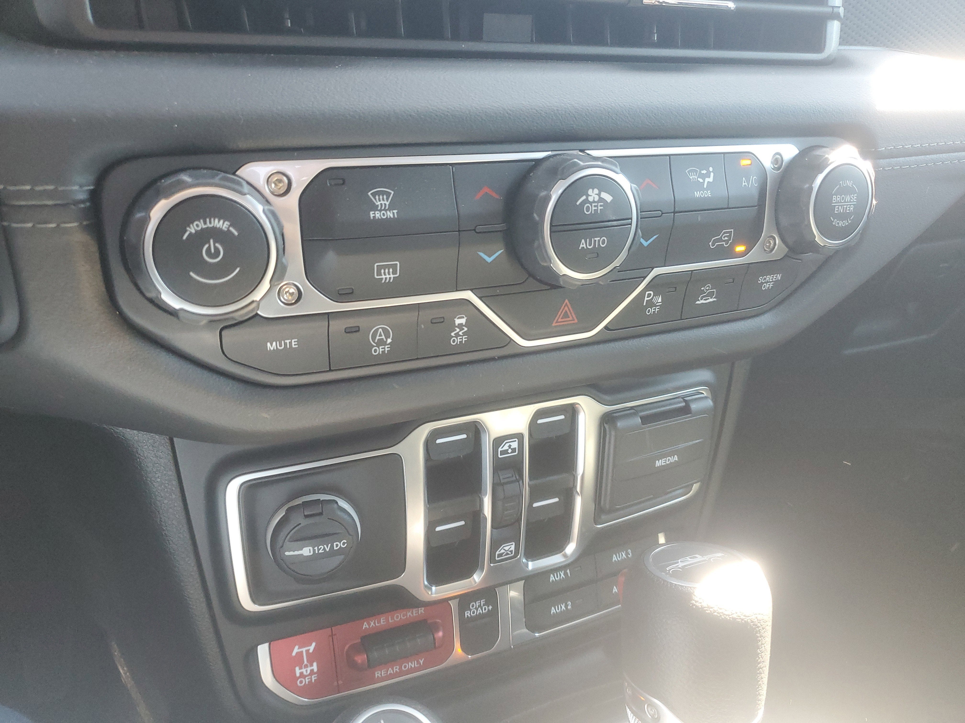 2025 Jeep Gladiator Mojave