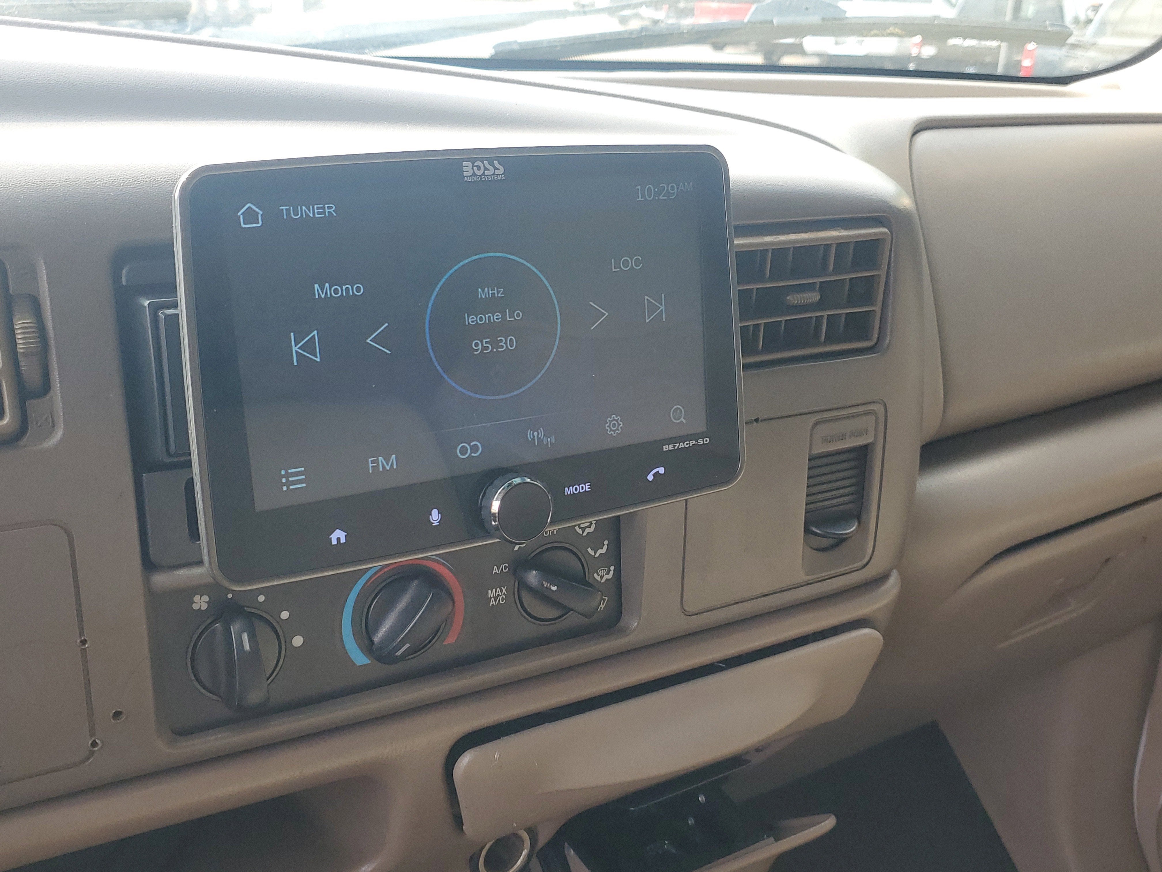 2000 Ford Super Duty F-350 SRW XL