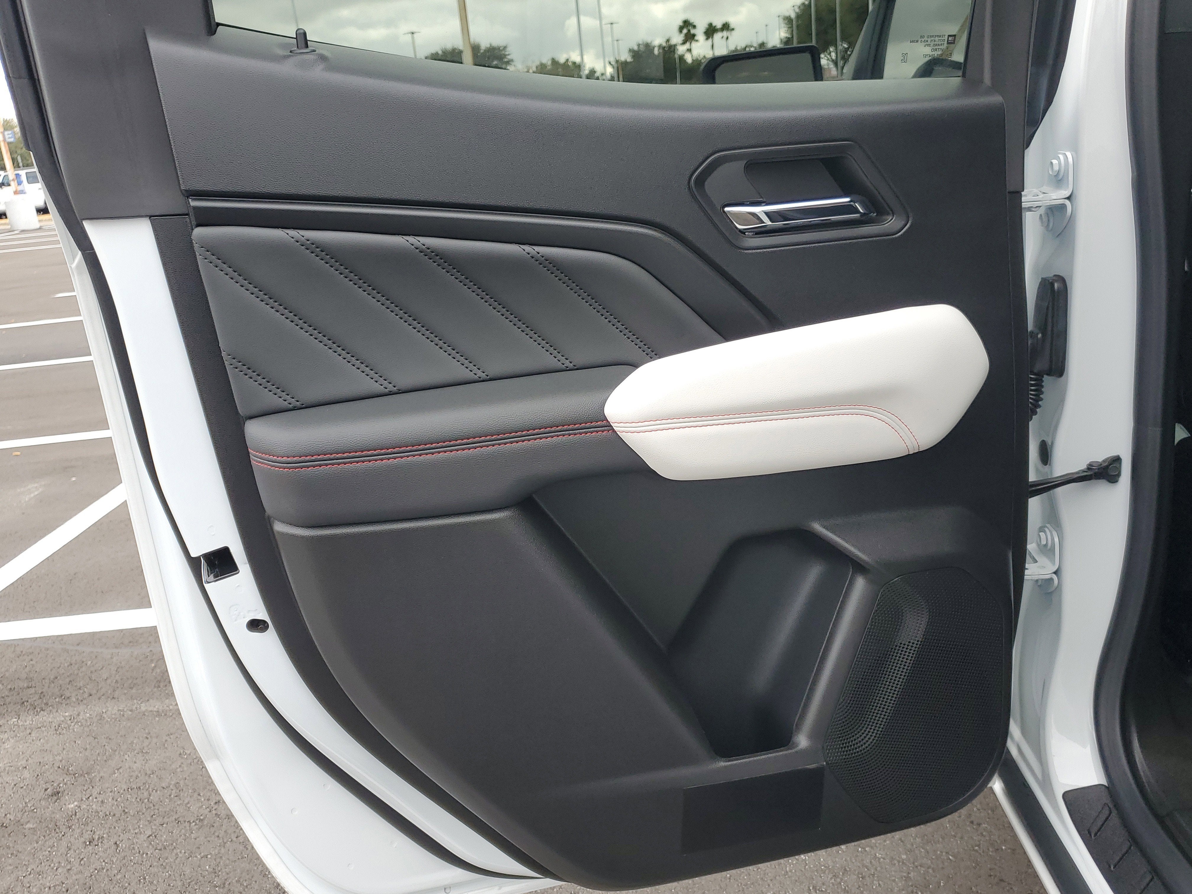 2024 GMC Canyon 4WD AT4X