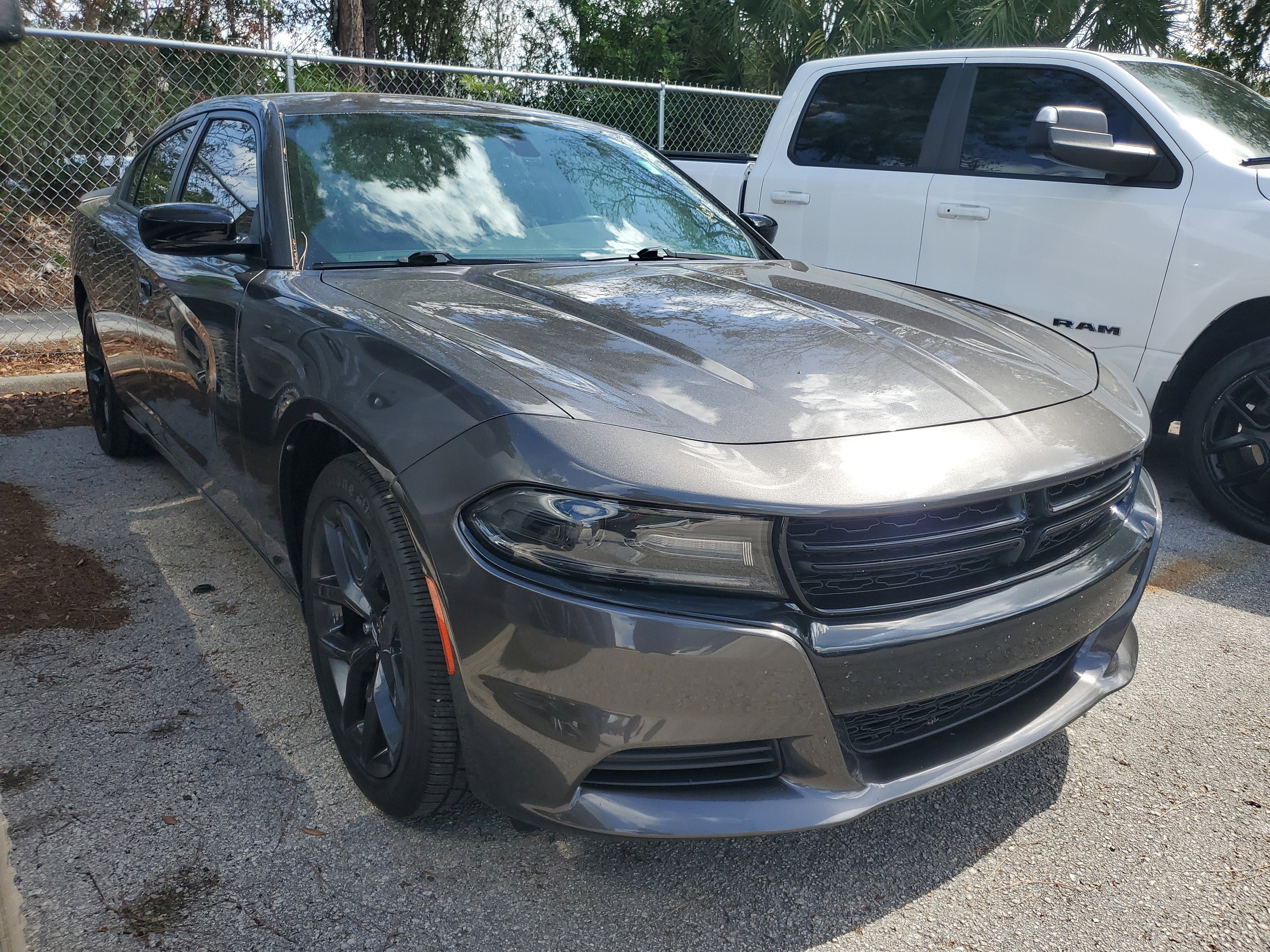 2019 Dodge Charger SXT