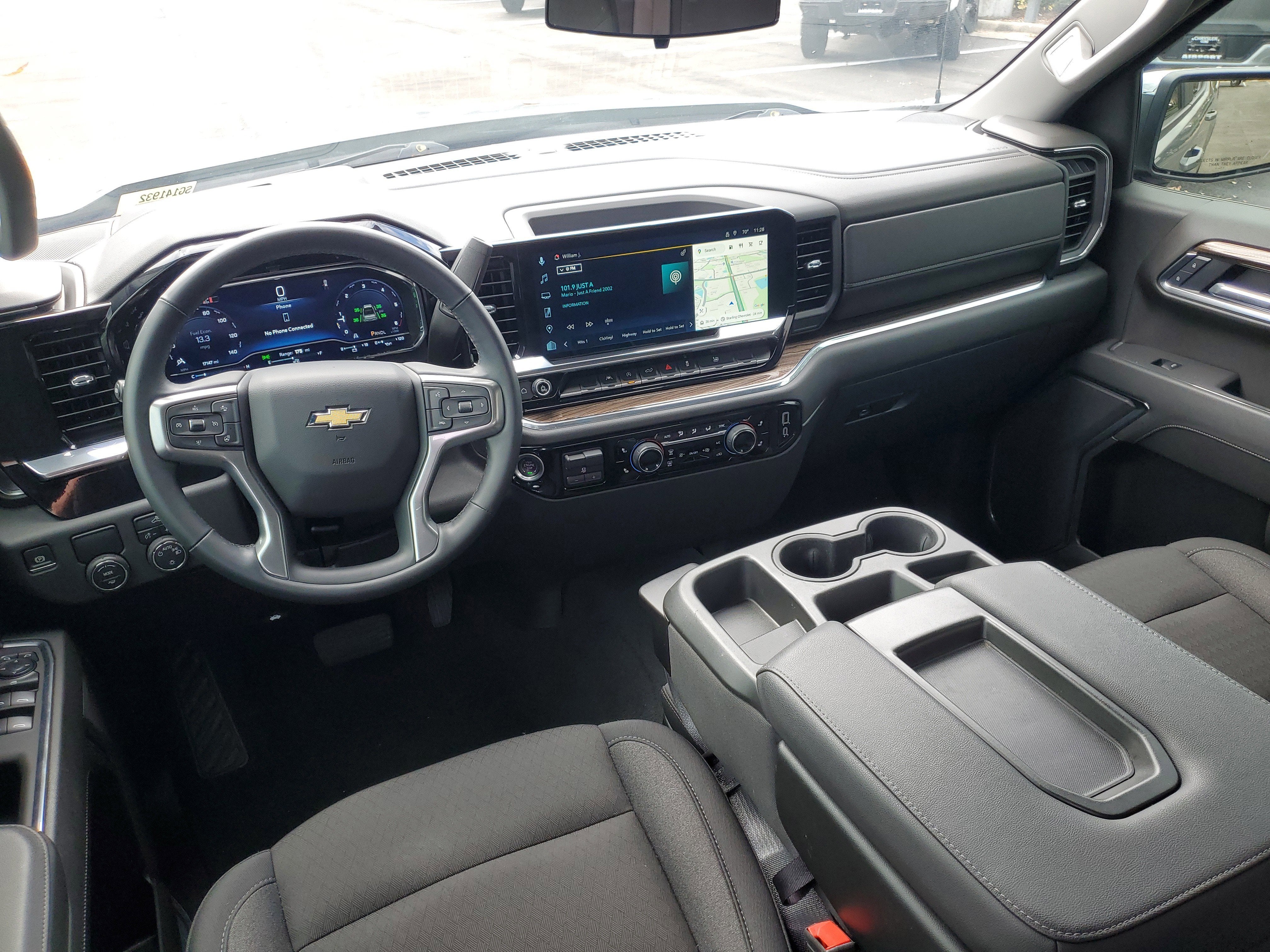 2025 Chevrolet Silverado 1500 LT