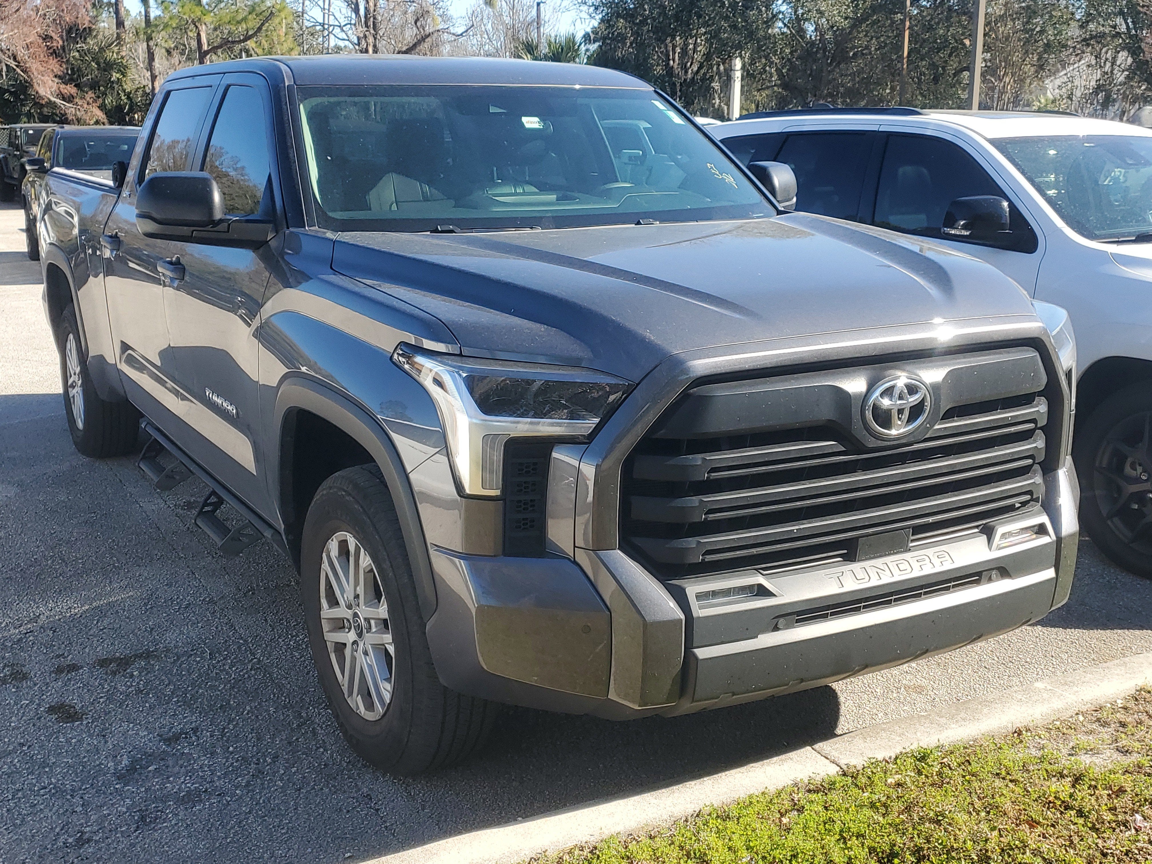 2024 Toyota Tundra 4WD SR5