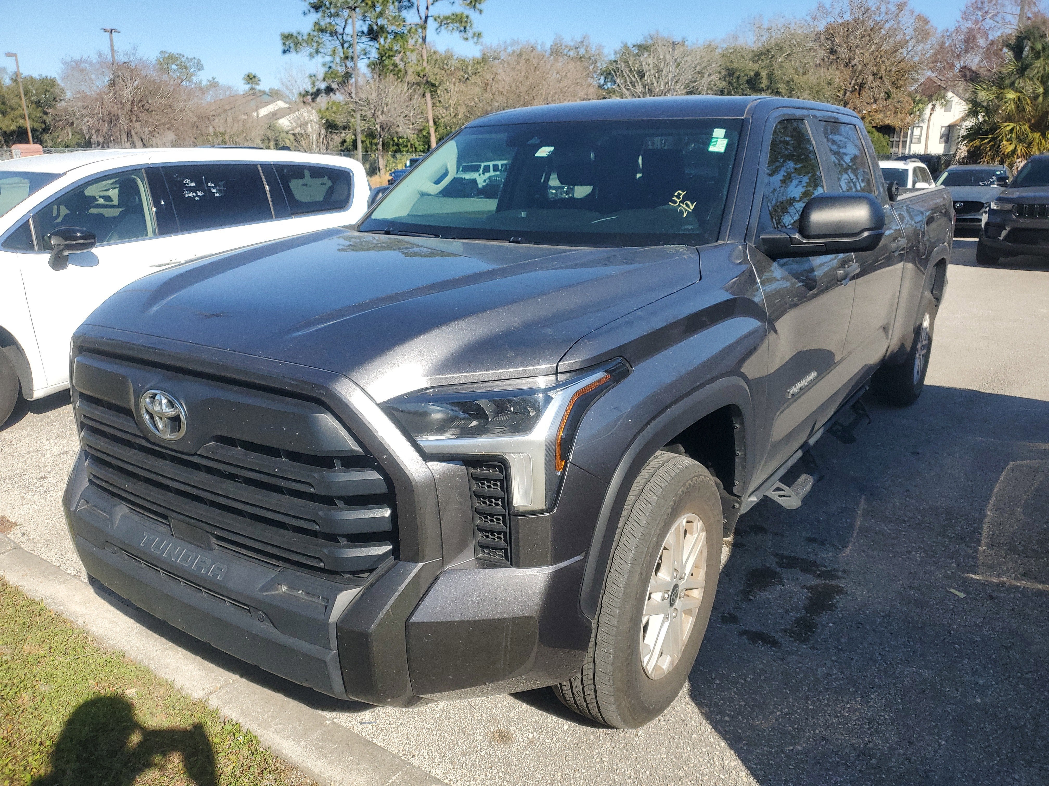 2024 Toyota Tundra 4WD SR5