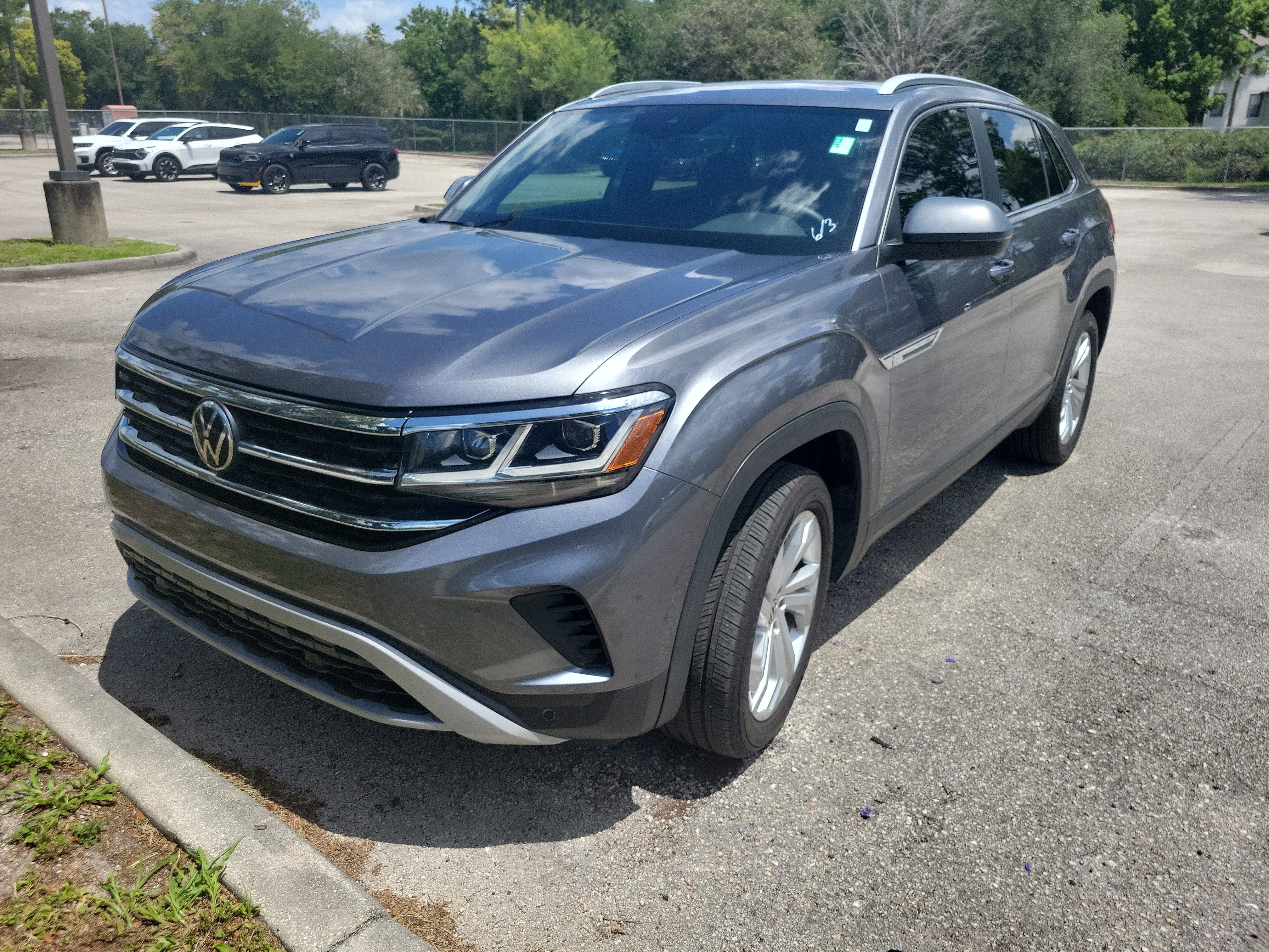 2025 Volkswagen Atlas Base