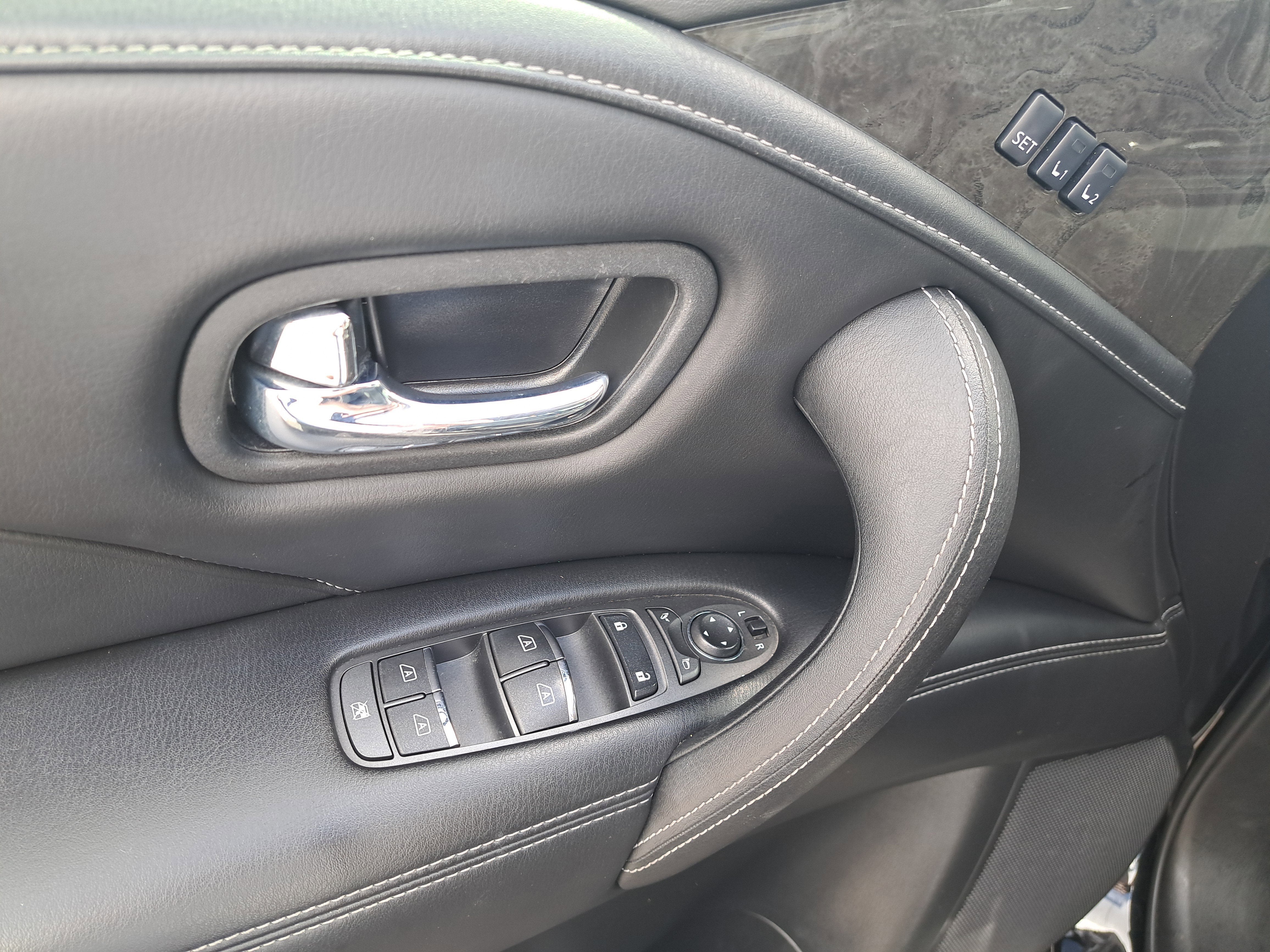 2021 INFINITI QX80 LUXE