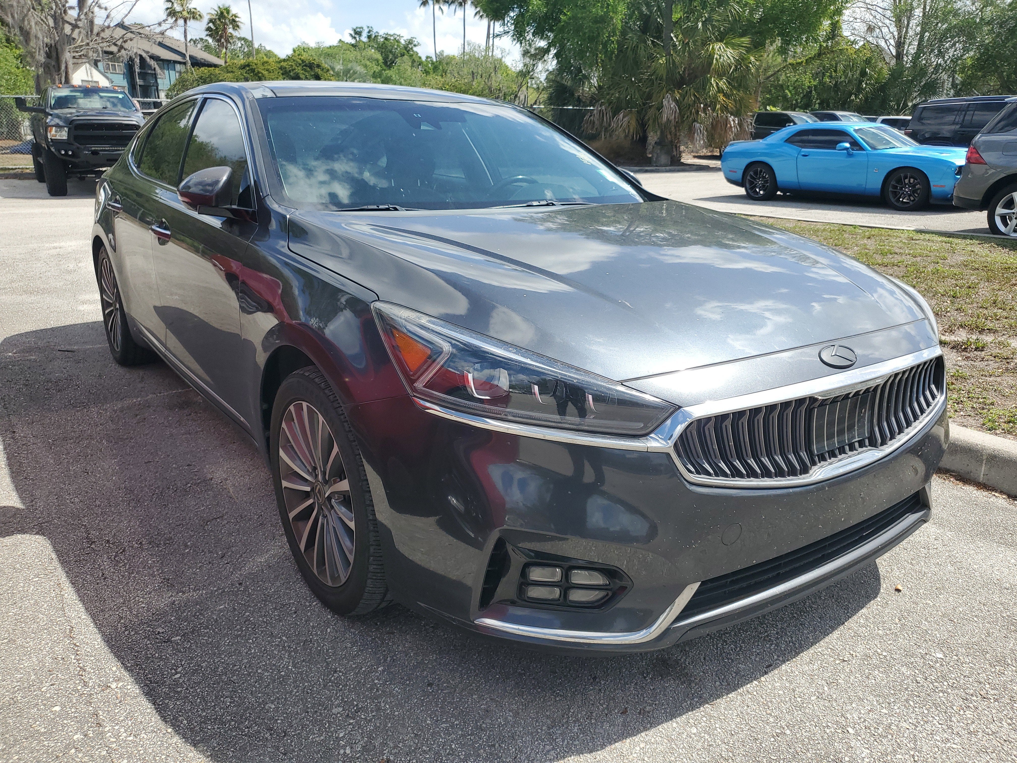 2017 Kia Cadenza Technology