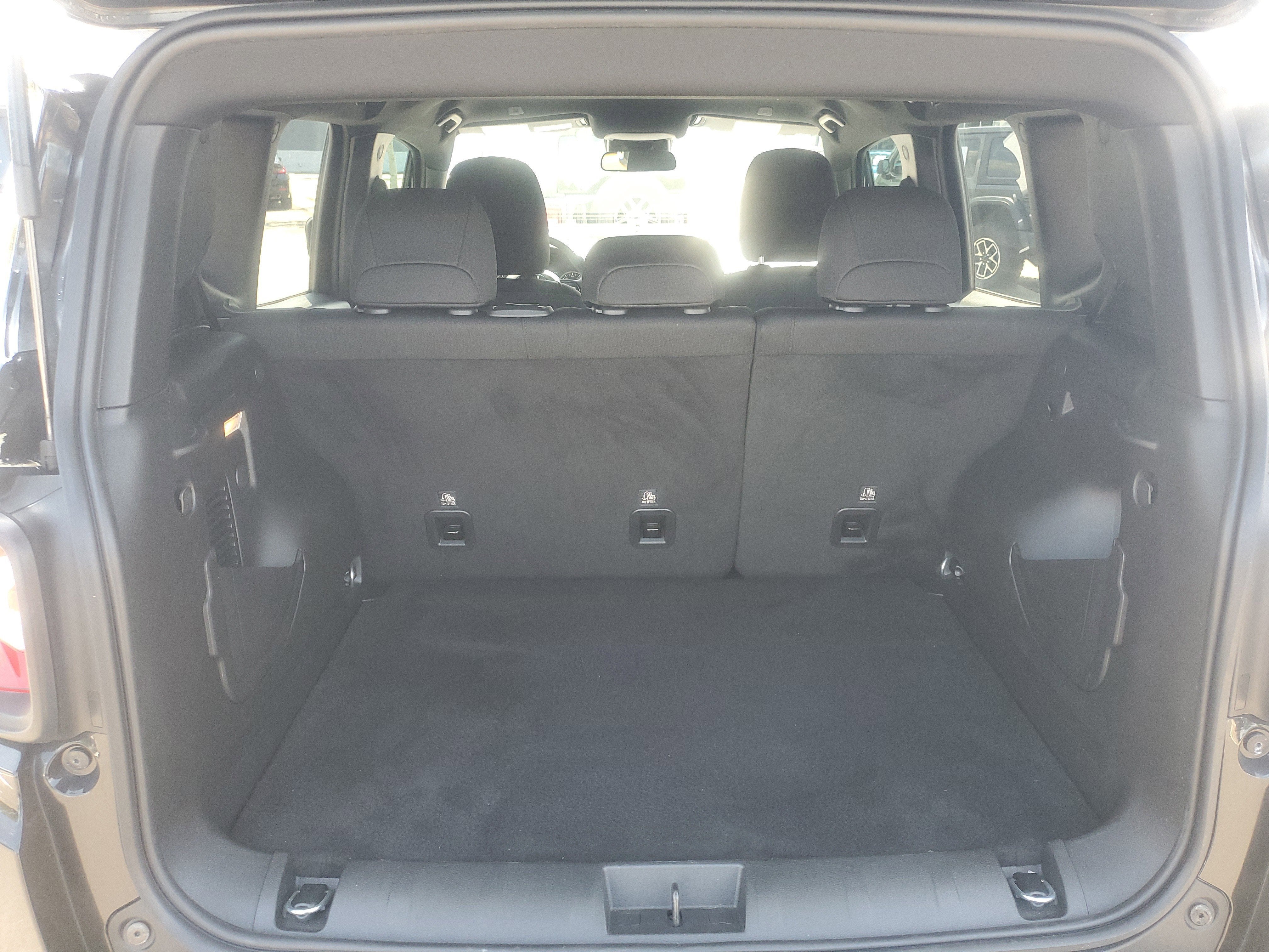 2022 Jeep Renegade Altitude