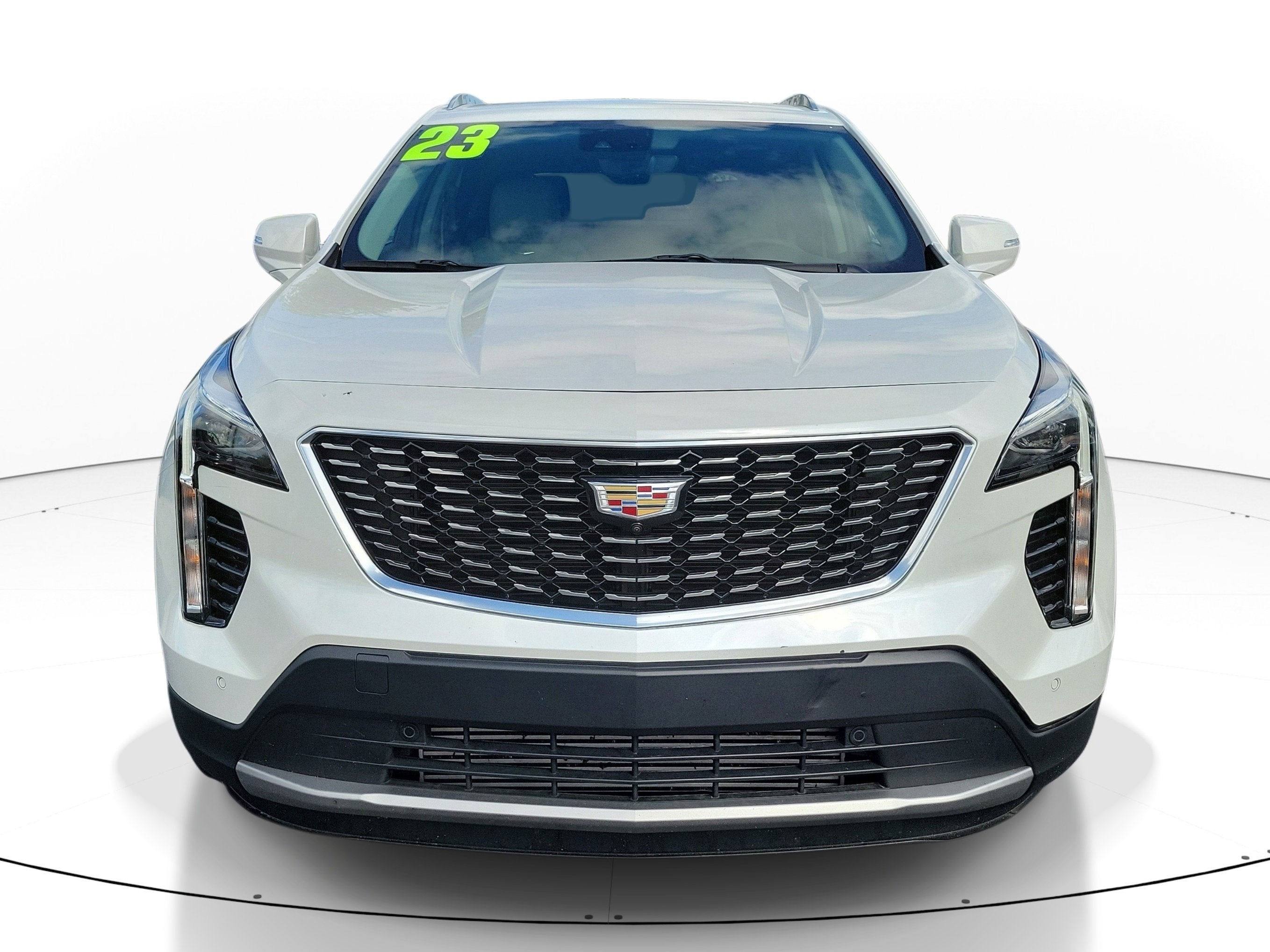 2023 Cadillac XT4 FWD Premium Luxury