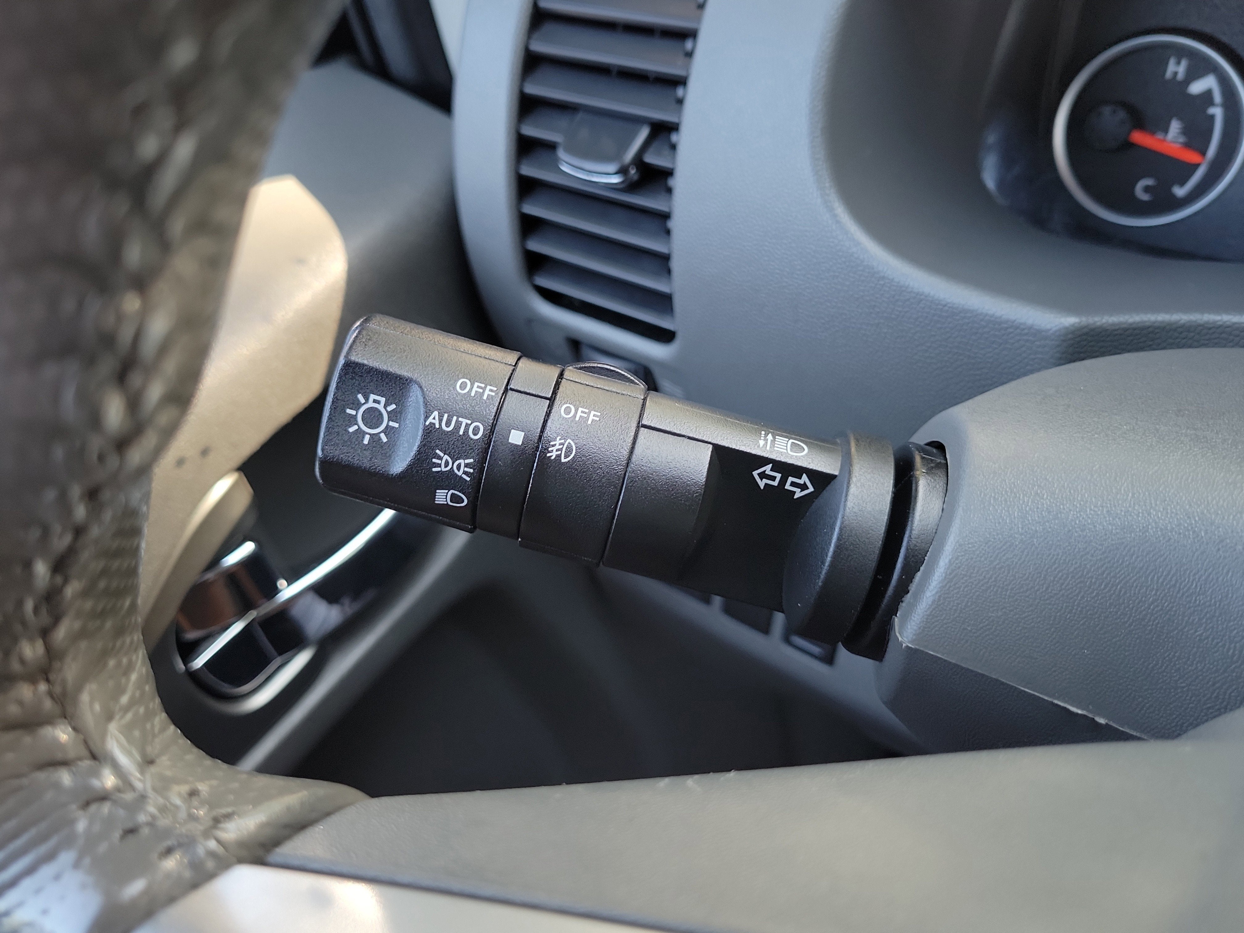 2019 Nissan Frontier SL