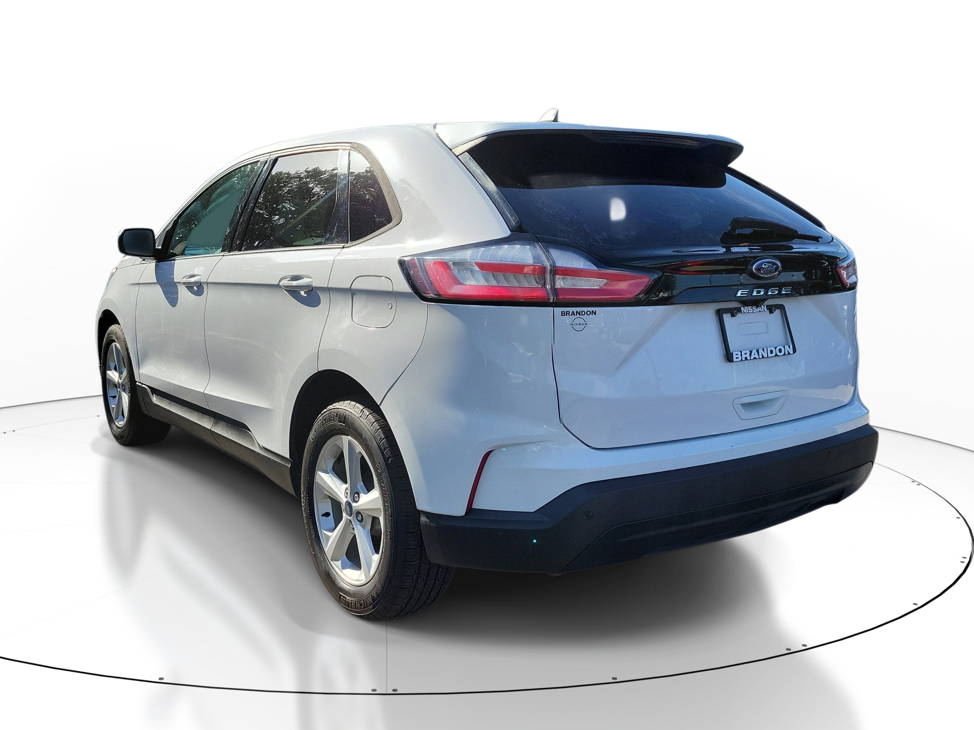 2021 Ford Edge SE