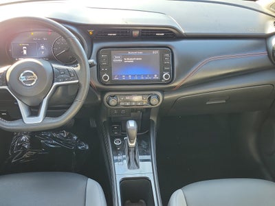 2021 Nissan Kicks SR