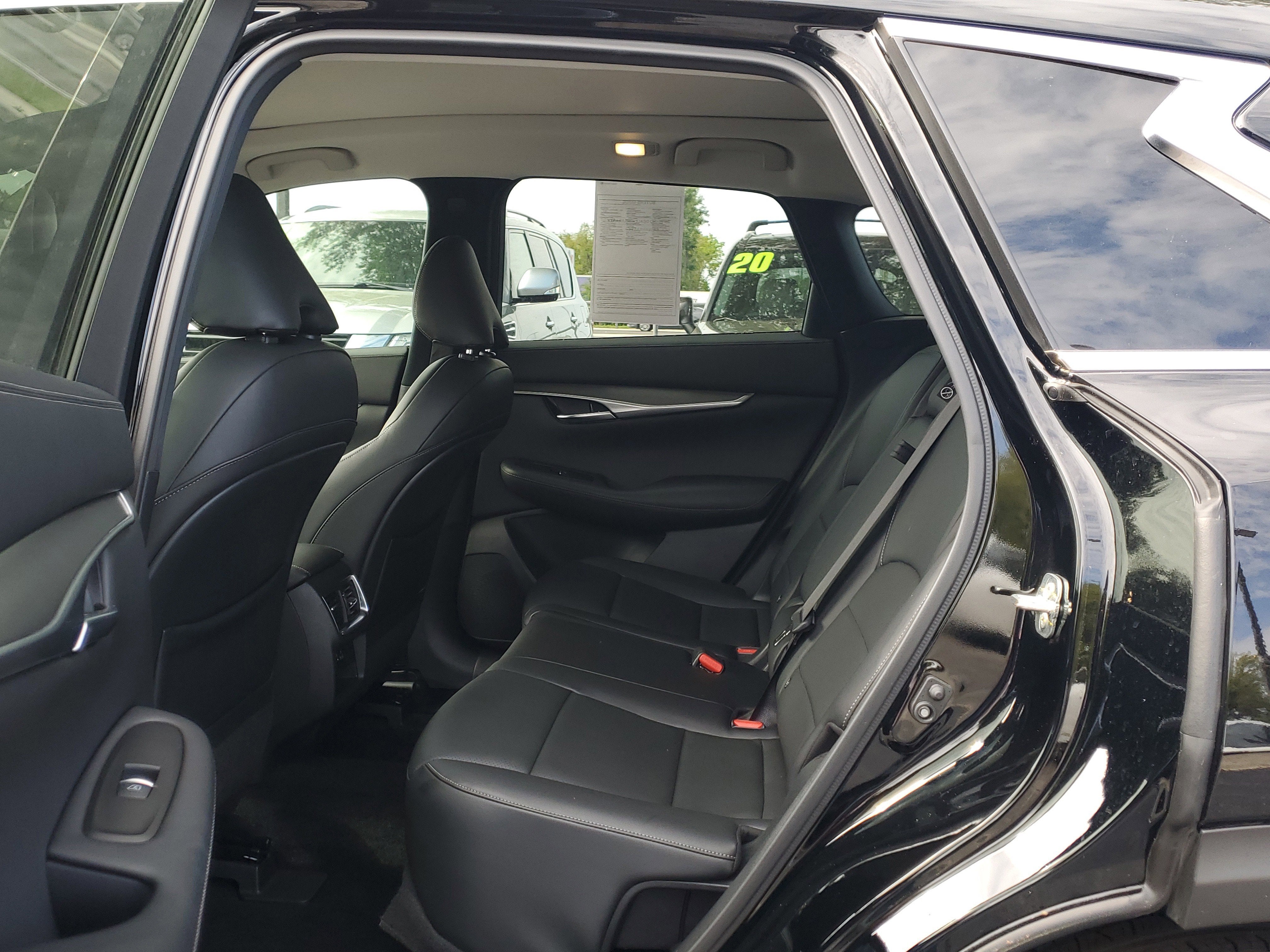 2023 INFINITI QX50 LUXE