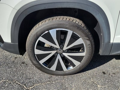 2024 Volkswagen Taos SE