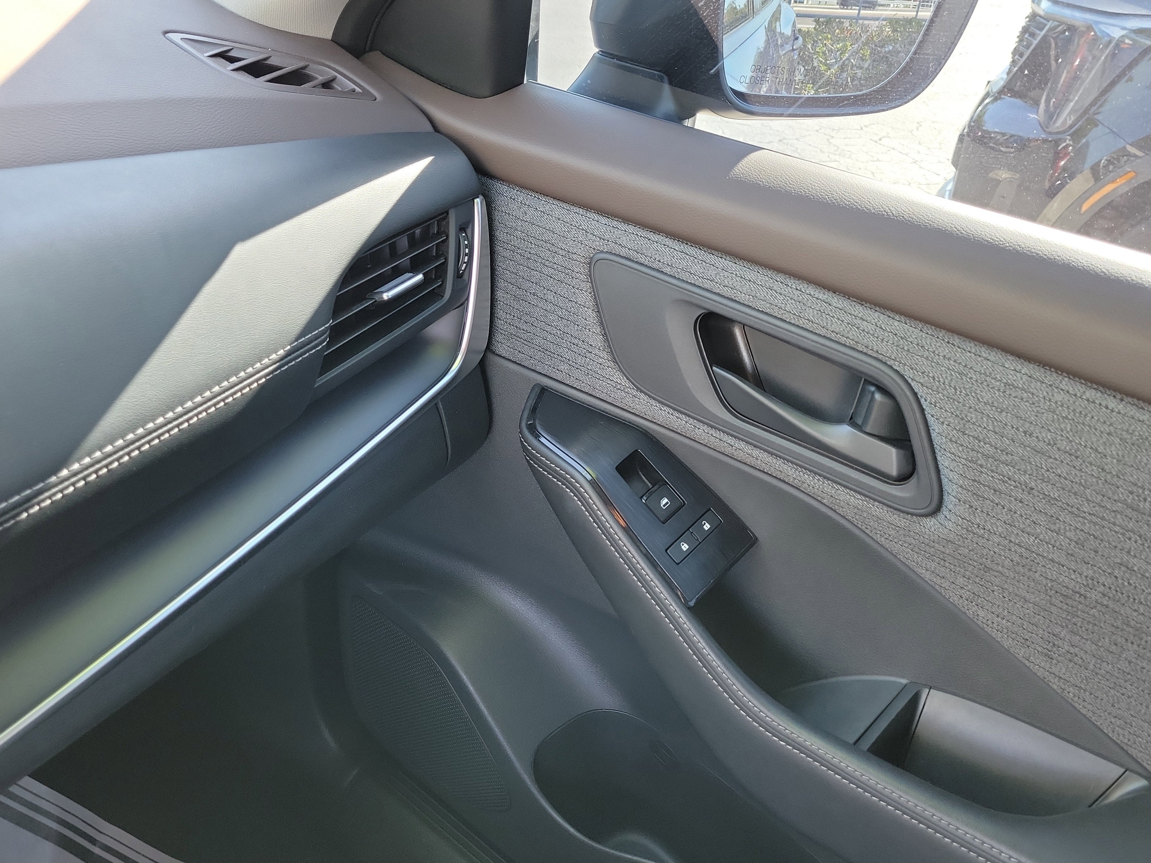 2022 Nissan Rogue S