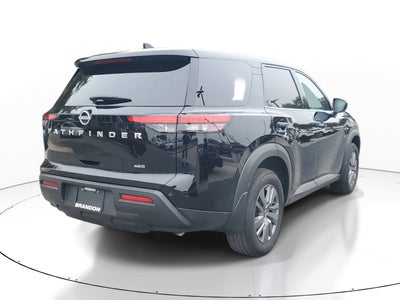2025 Nissan Pathfinder S
