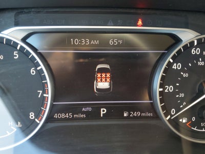 2022 Nissan Pathfinder SV