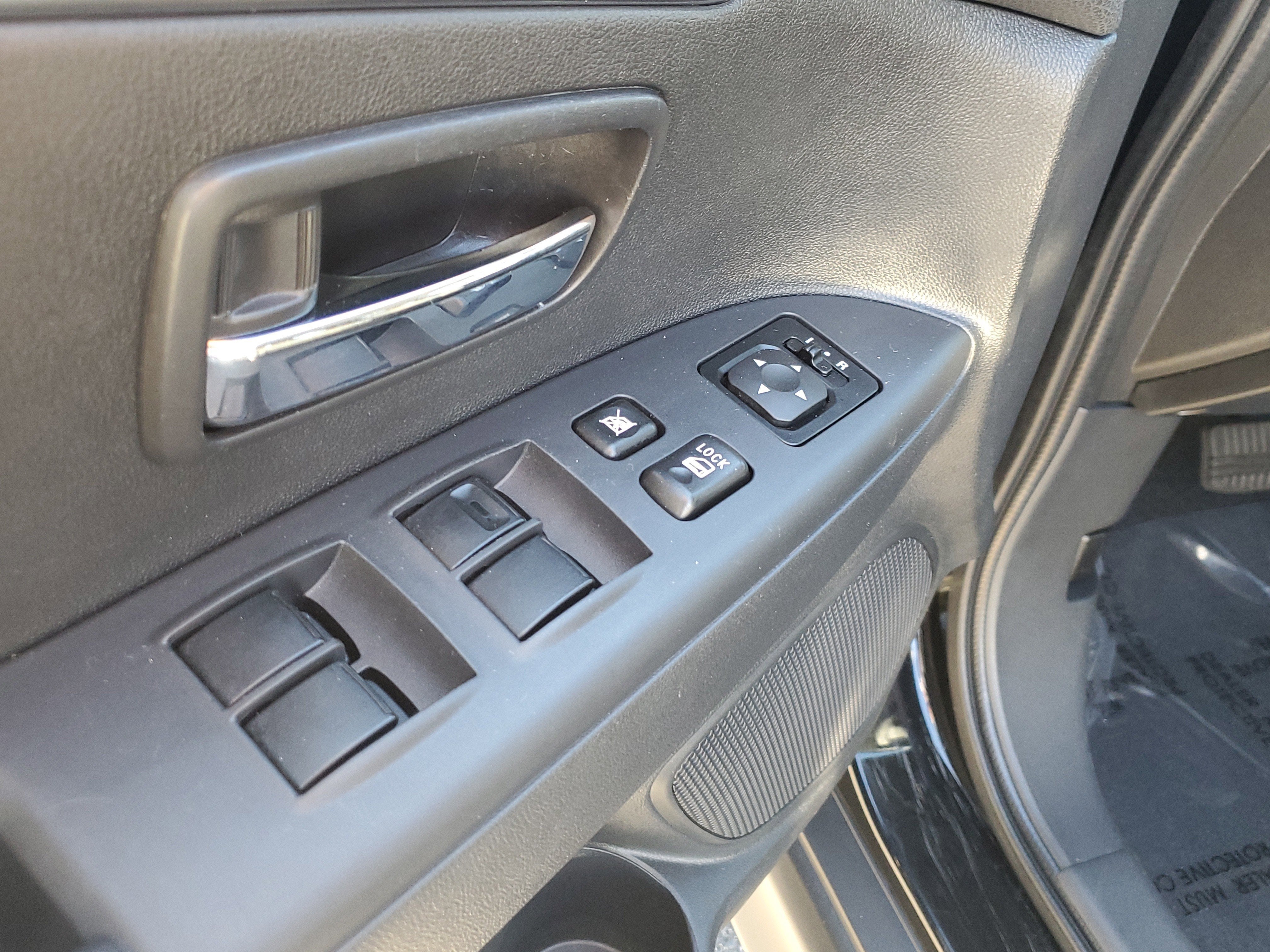 2025 Mitsubishi Outlander Sport S