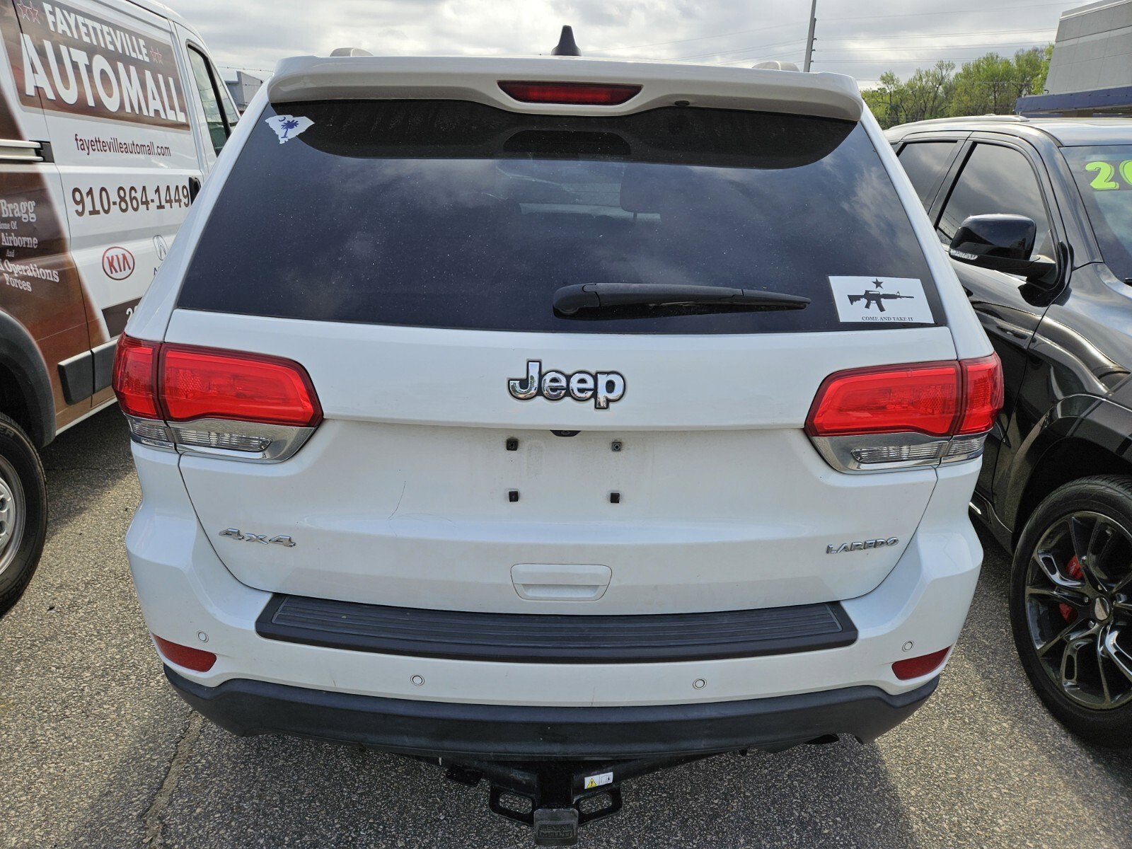 2019 Jeep Grand Cherokee Laredo E