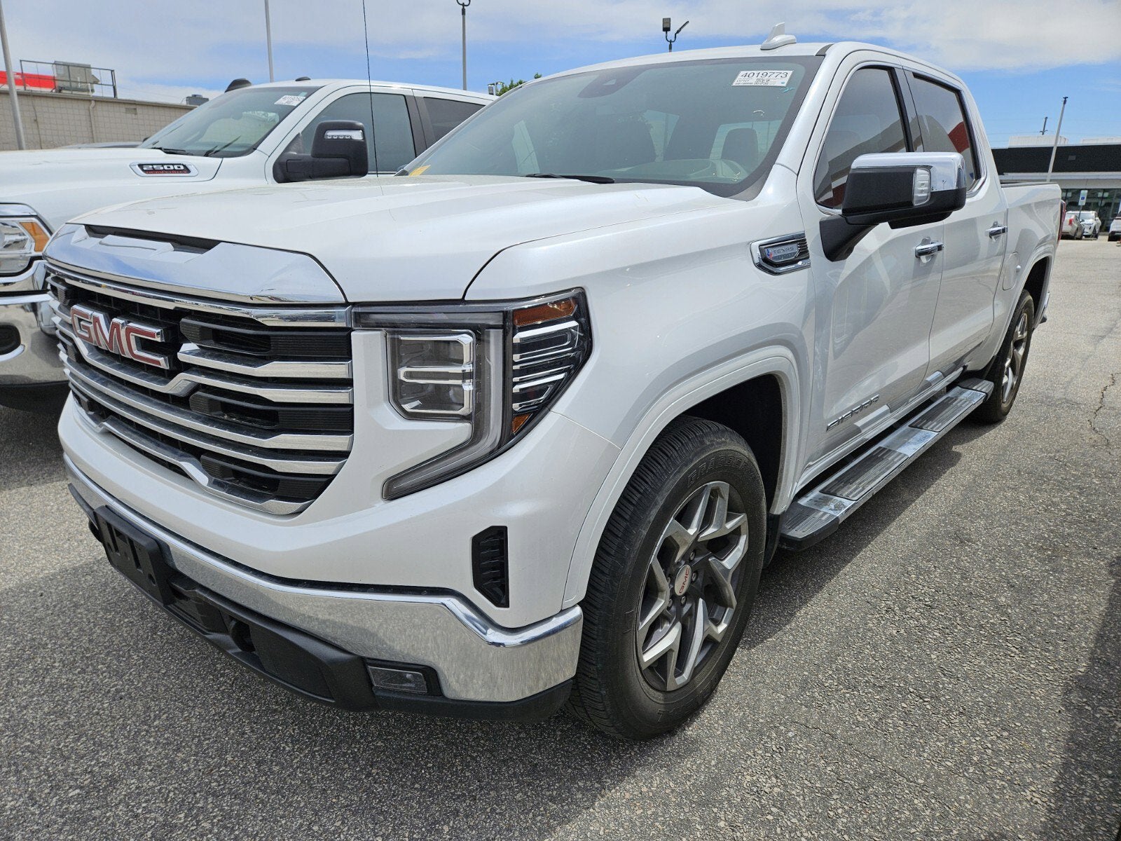 2022 GMC Sierra 1500 SLT