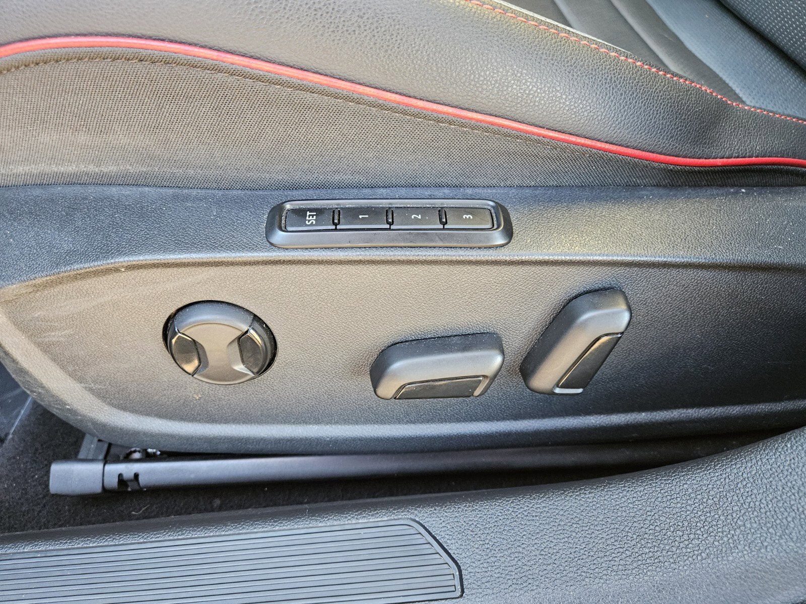 2024 Volkswagen Golf GTI 380 Autobahn