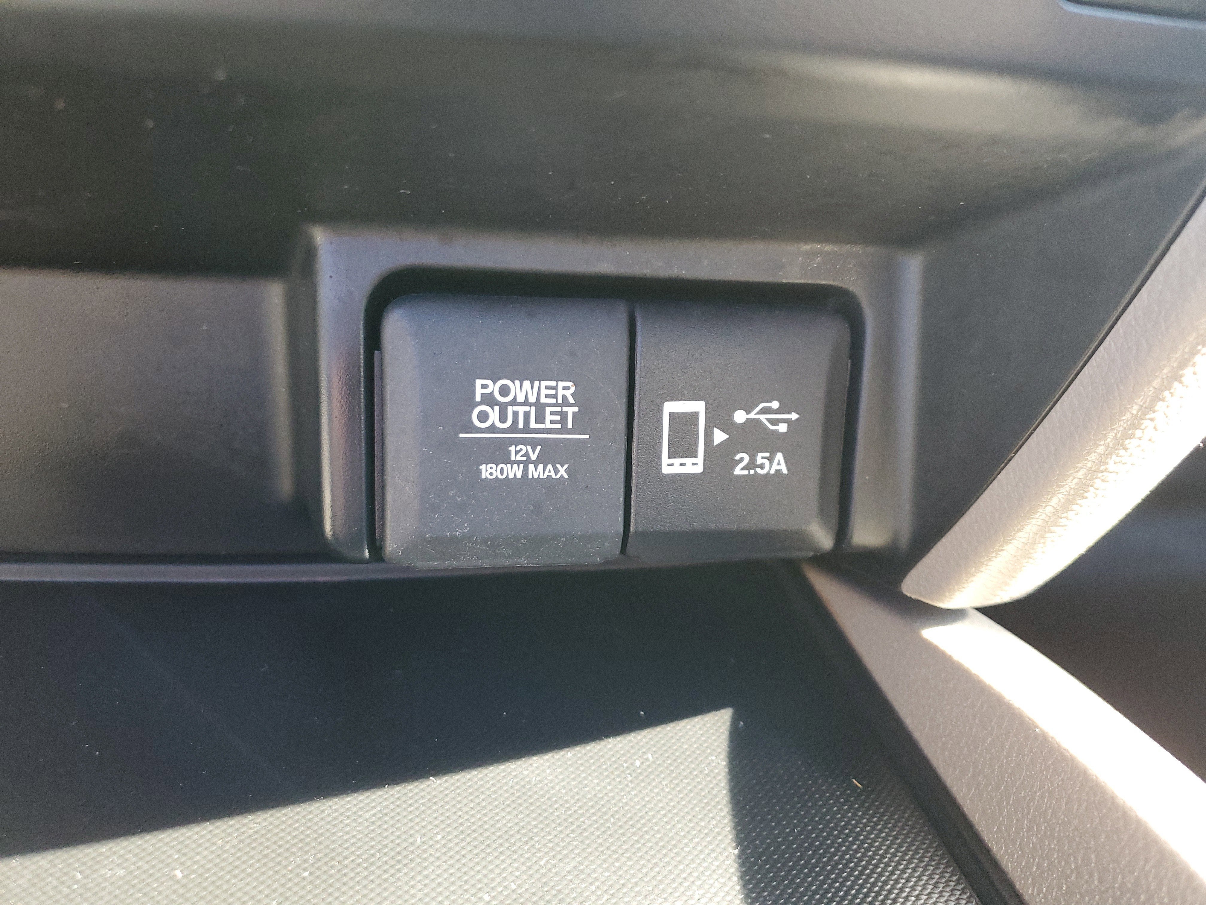 2022 Honda Pilot Touring 8-Passenger