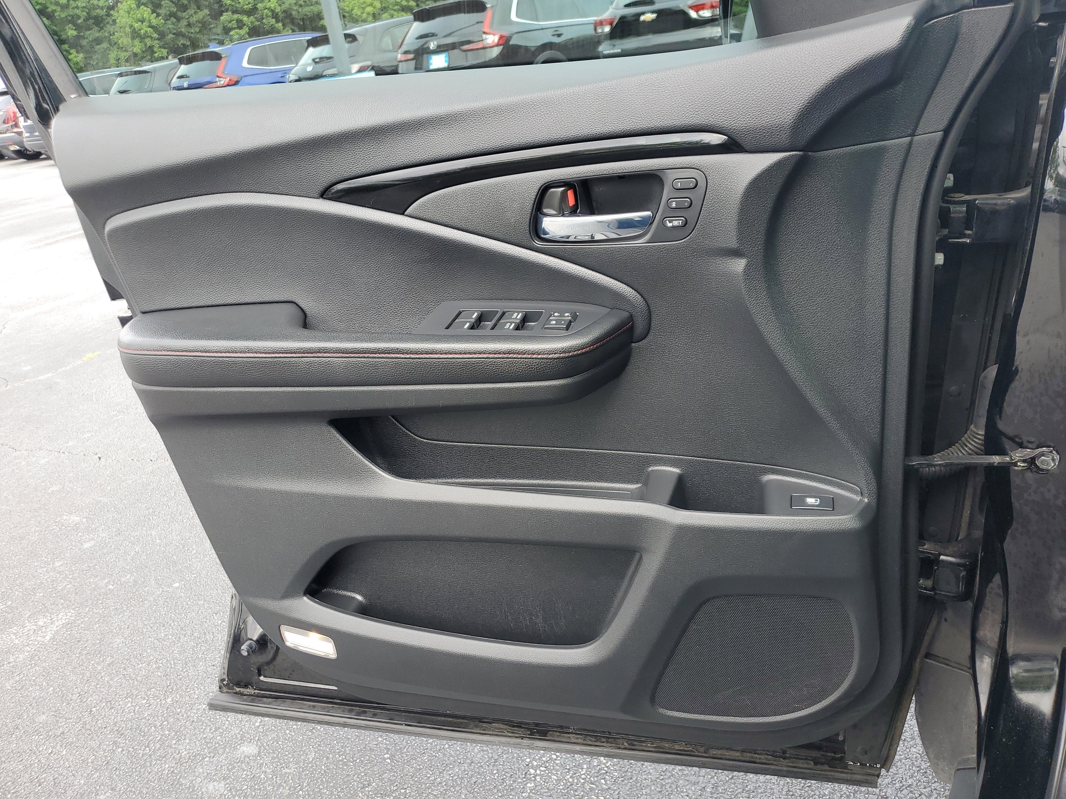 2019 Honda Ridgeline Black Edition