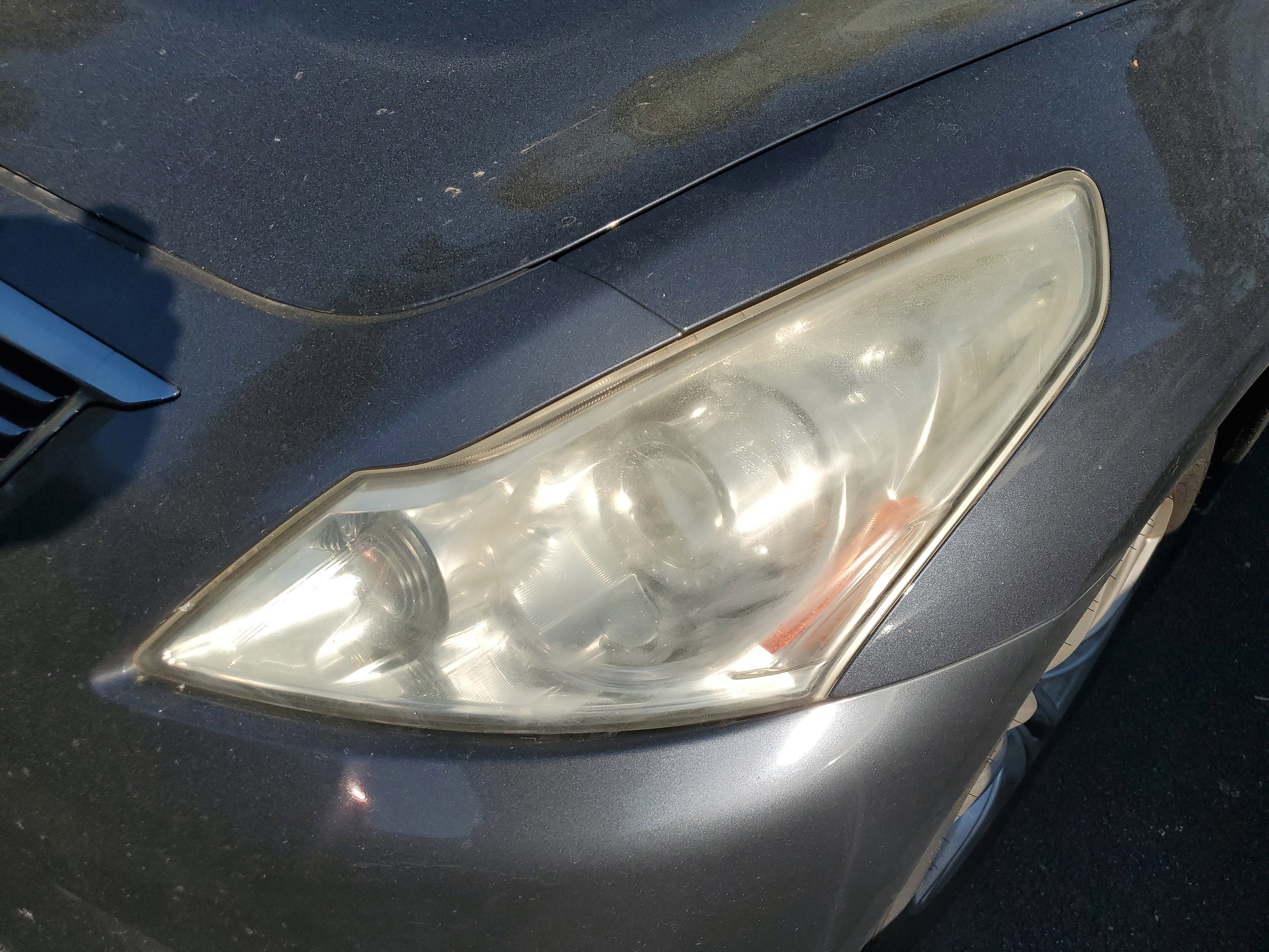 2011 INFINITI G25 Sedan x