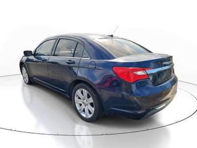 2013 Chrysler 200 LX