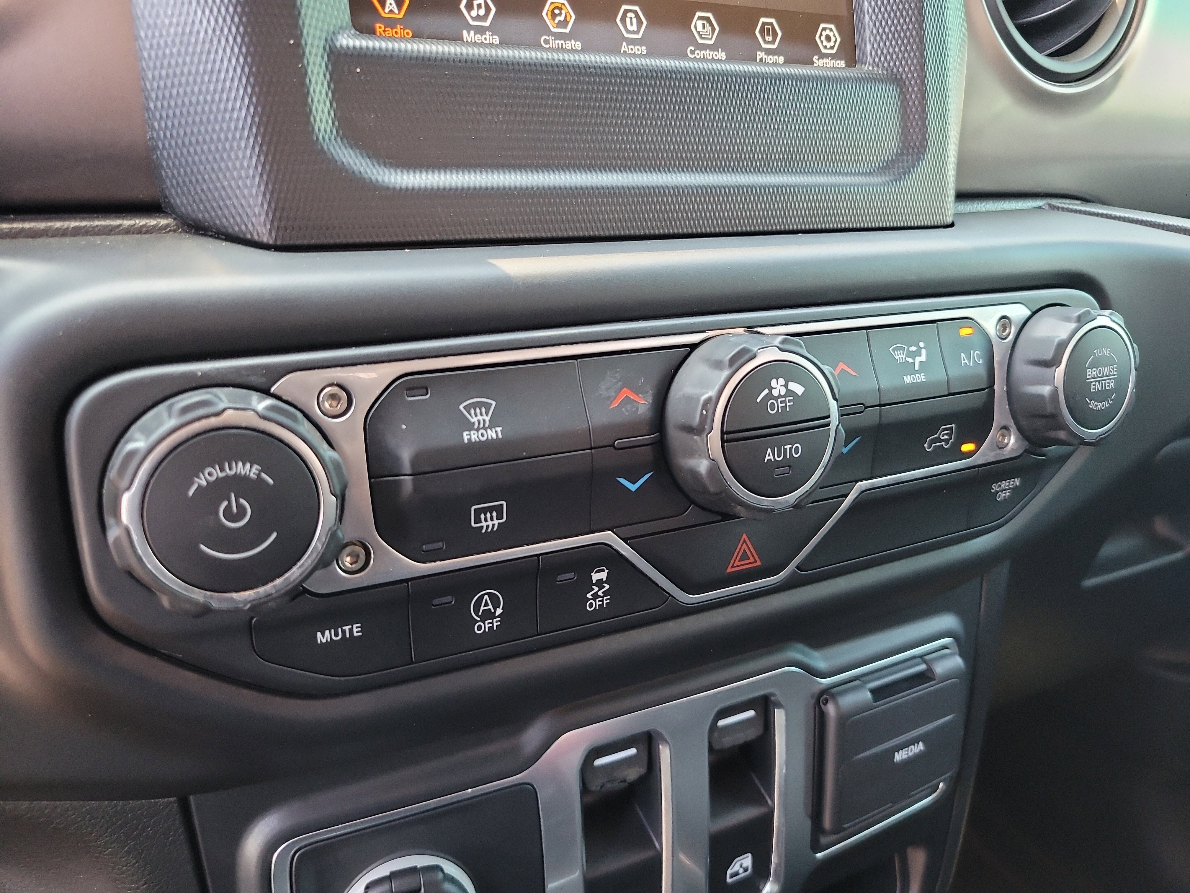 2021 Jeep Wrangler Sport S