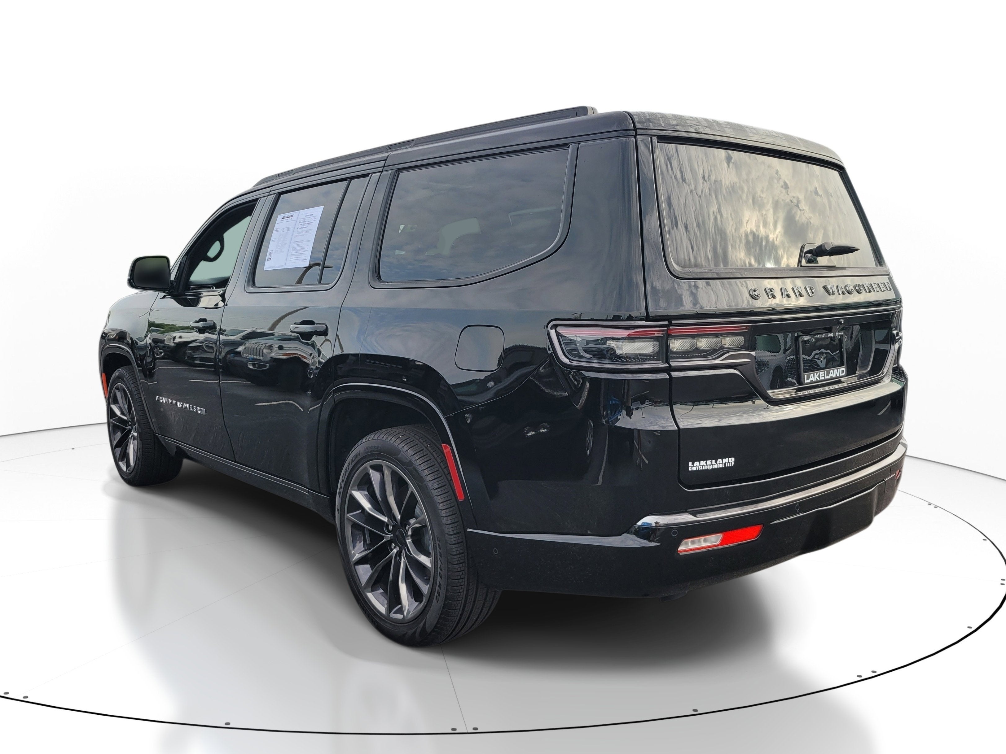 2025 Jeep Grand Wagoneer Series III Obsidian