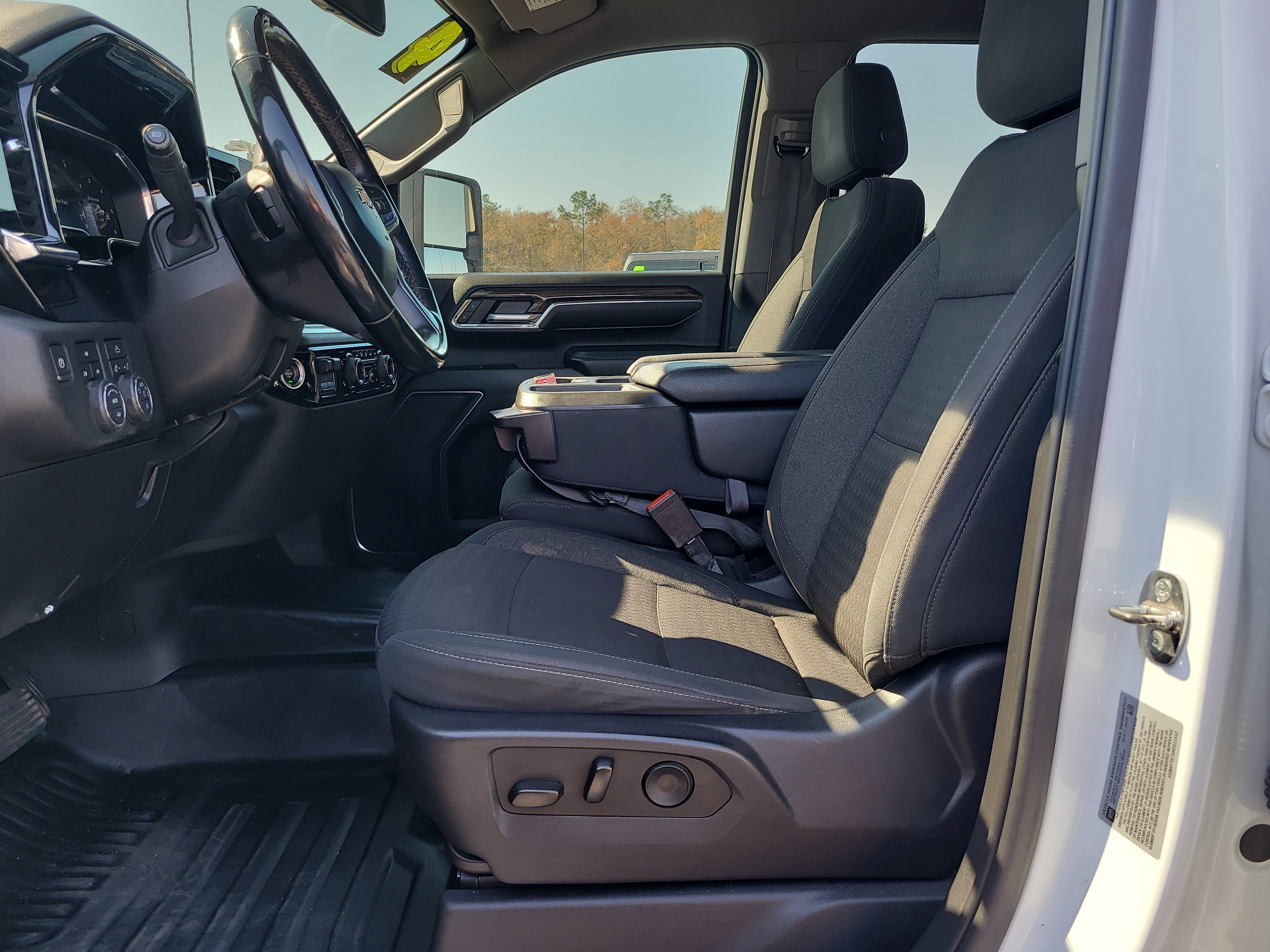 2024 Chevrolet Silverado 3500HD CC LT