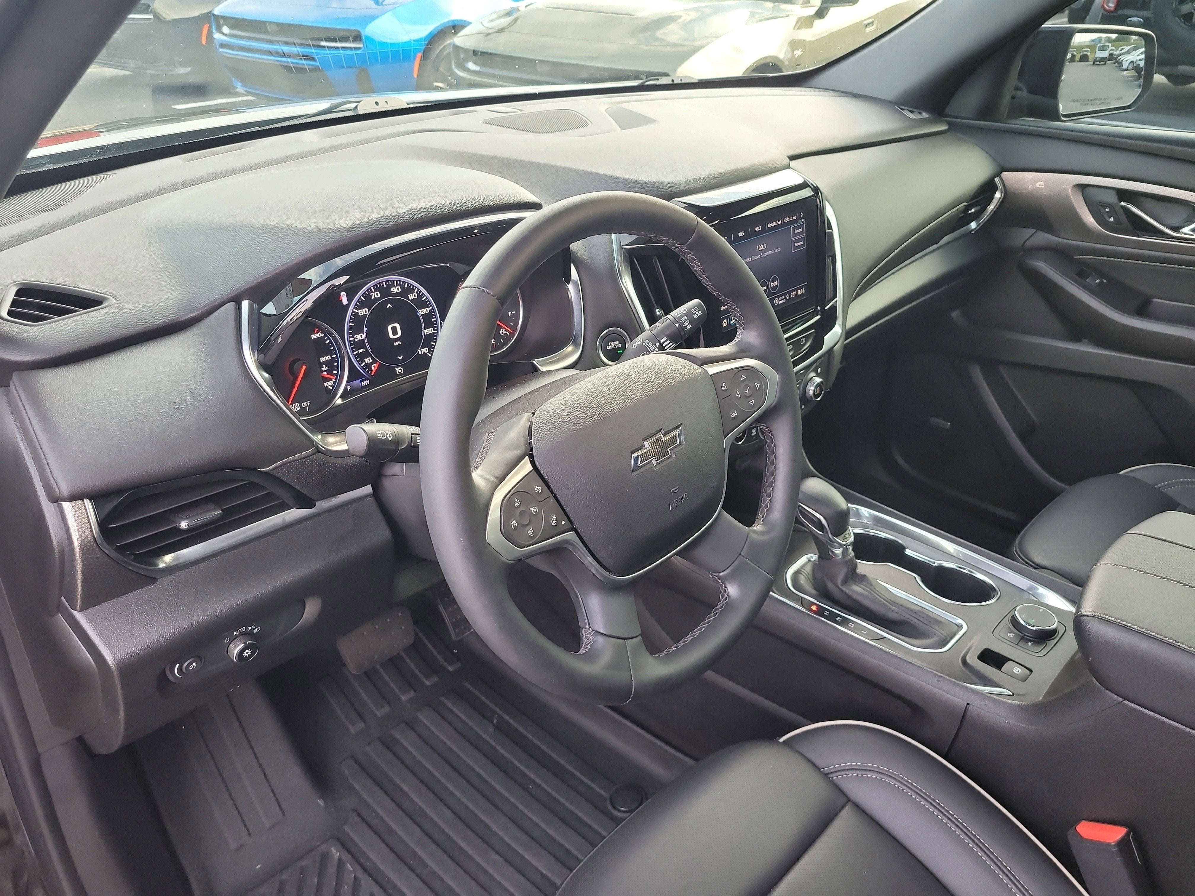 2023 Chevrolet Traverse Premier