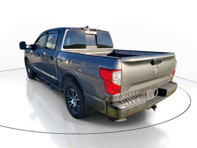 2023 Nissan Titan SV