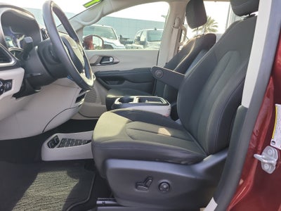 2021 Chrysler Pacifica Touring