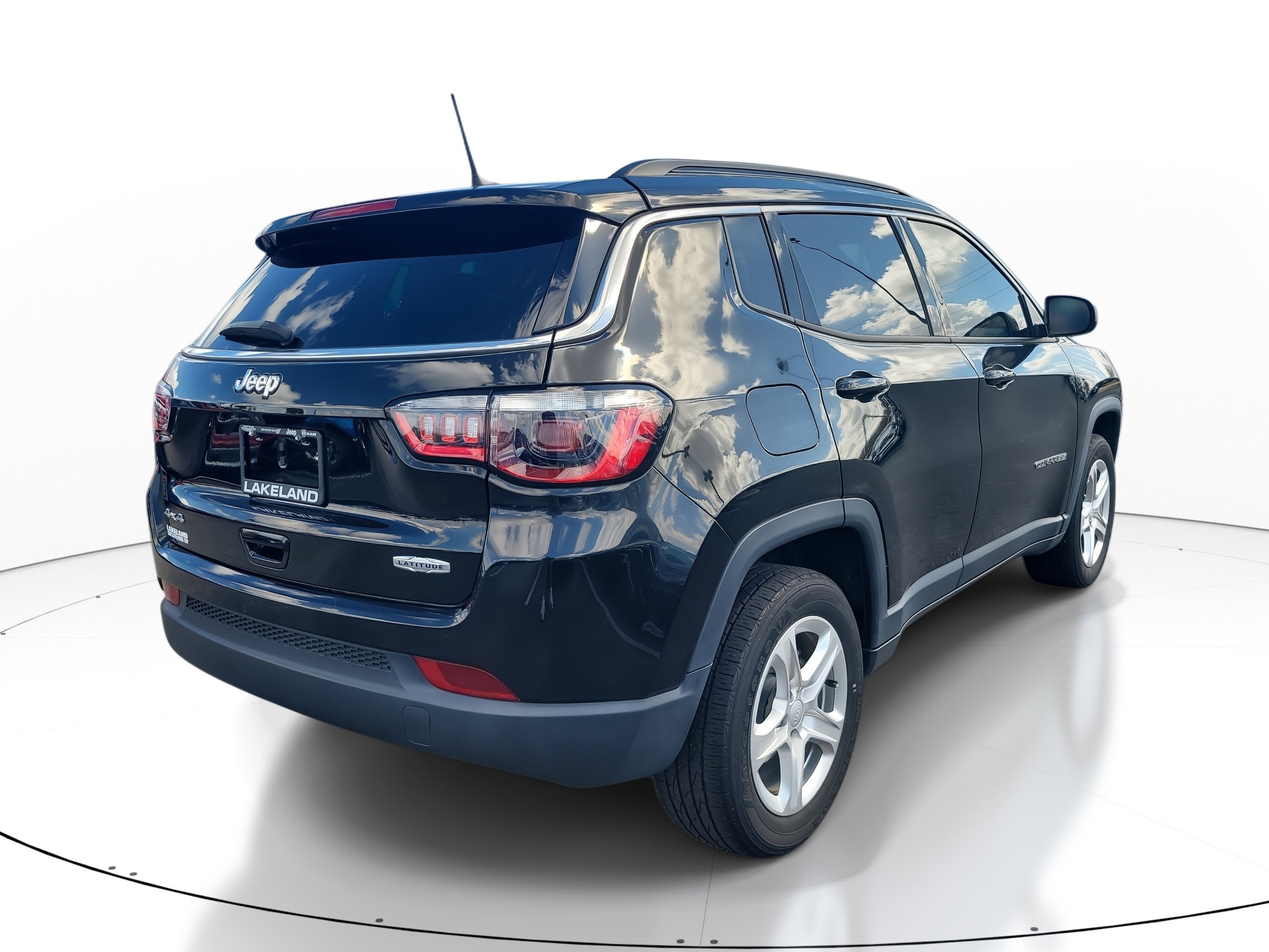 2023 Jeep Compass Latitude