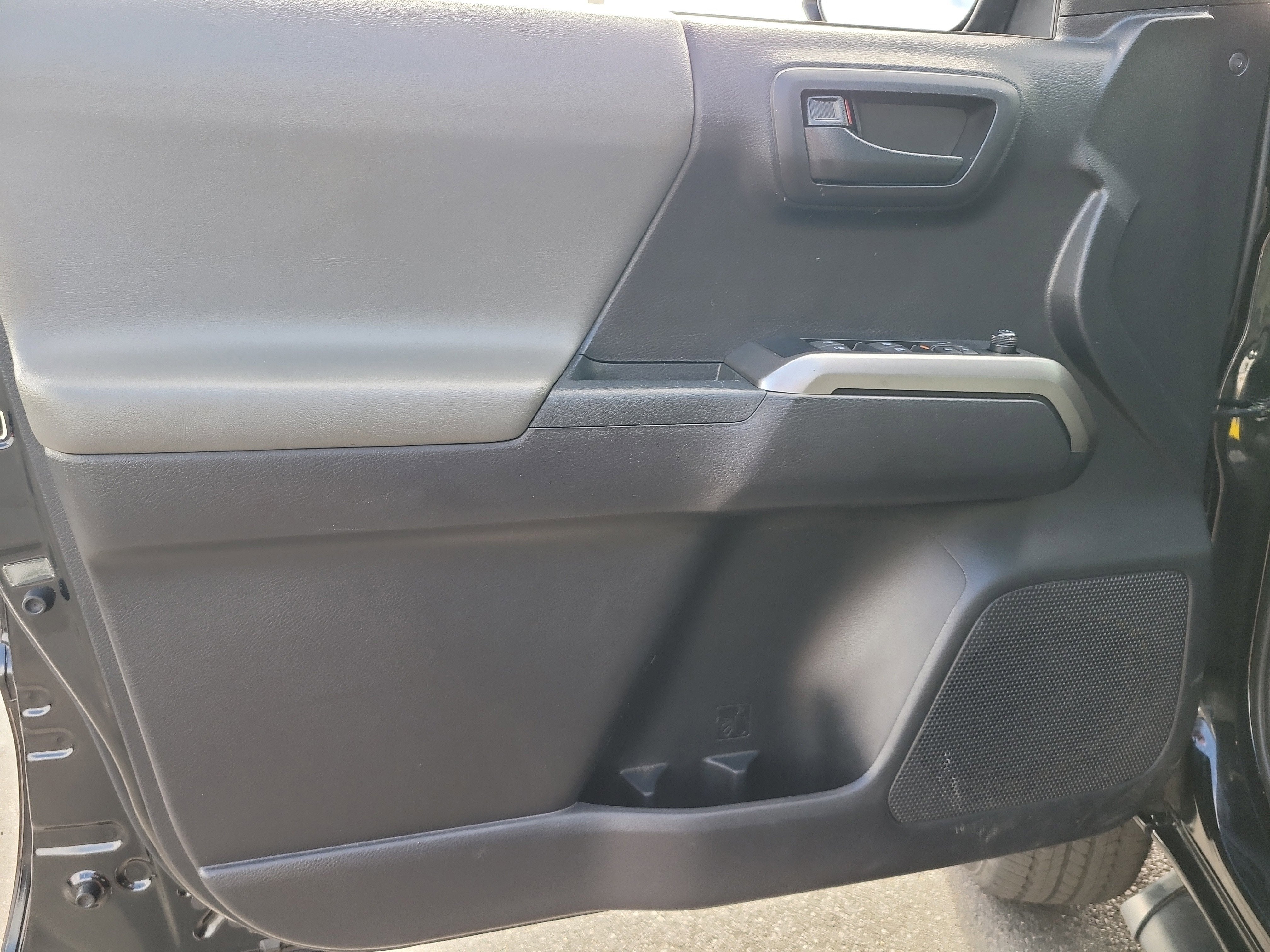 2021 Toyota Tacoma 4WD SR