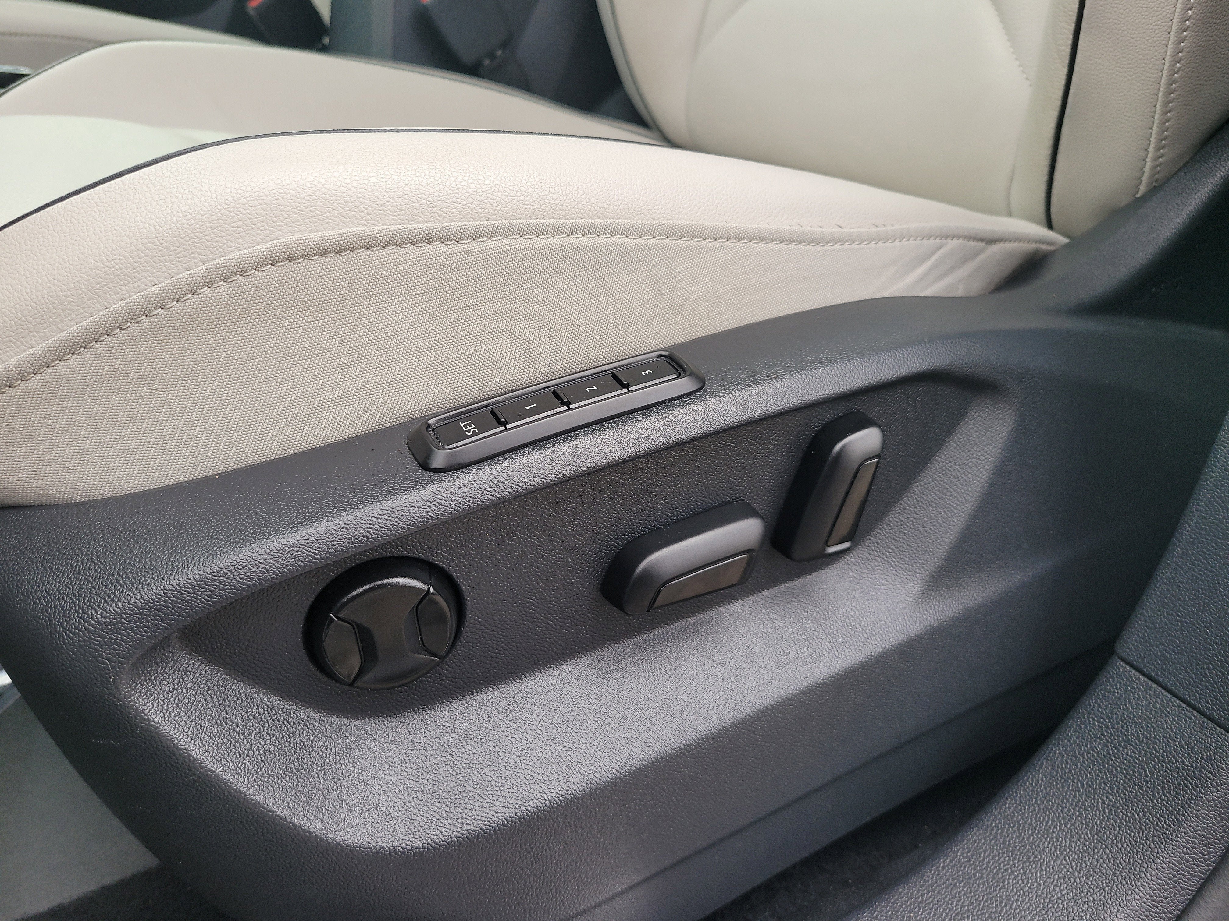 2020 Volkswagen Tiguan SEL Premium R-Line