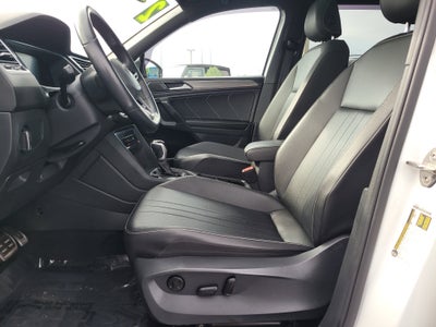 2022 Volkswagen Tiguan SE R-Line Black